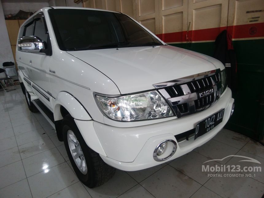 Jual Mobil  Isuzu  Panther  2013 GRAND  TOURING  2 5 di Jawa 