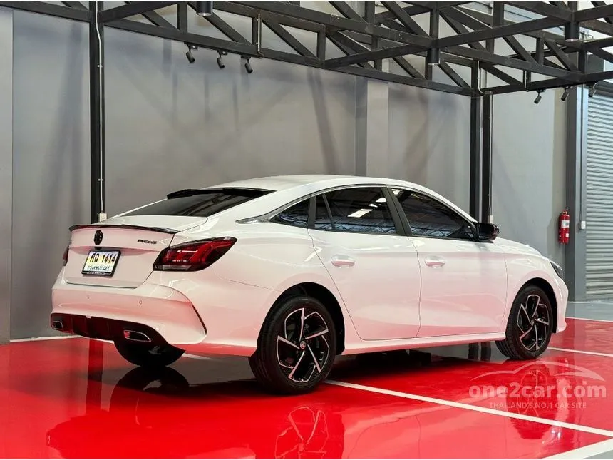 2023 MG MG5 X Sedan