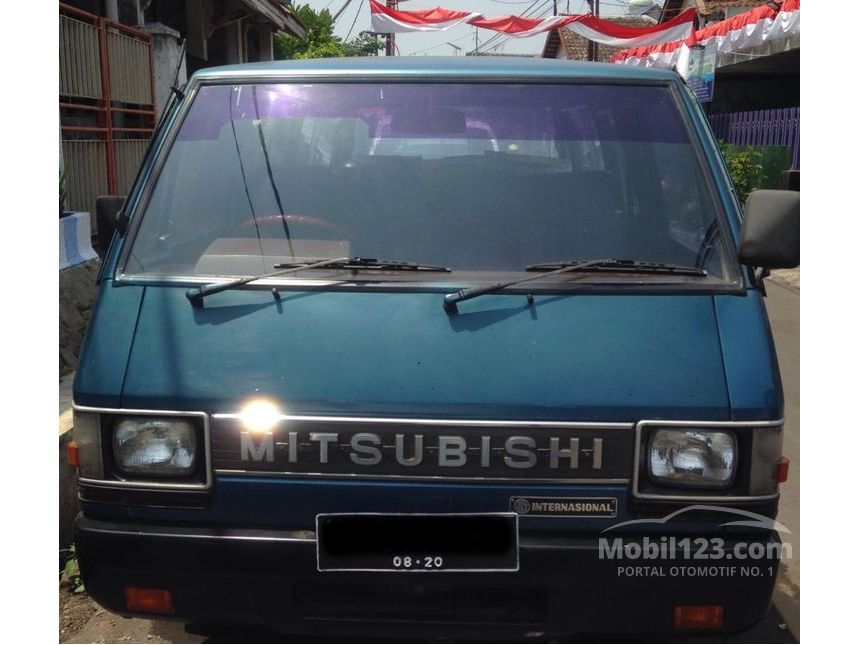 1986 Mitsubishi Colt L300 Standard Van