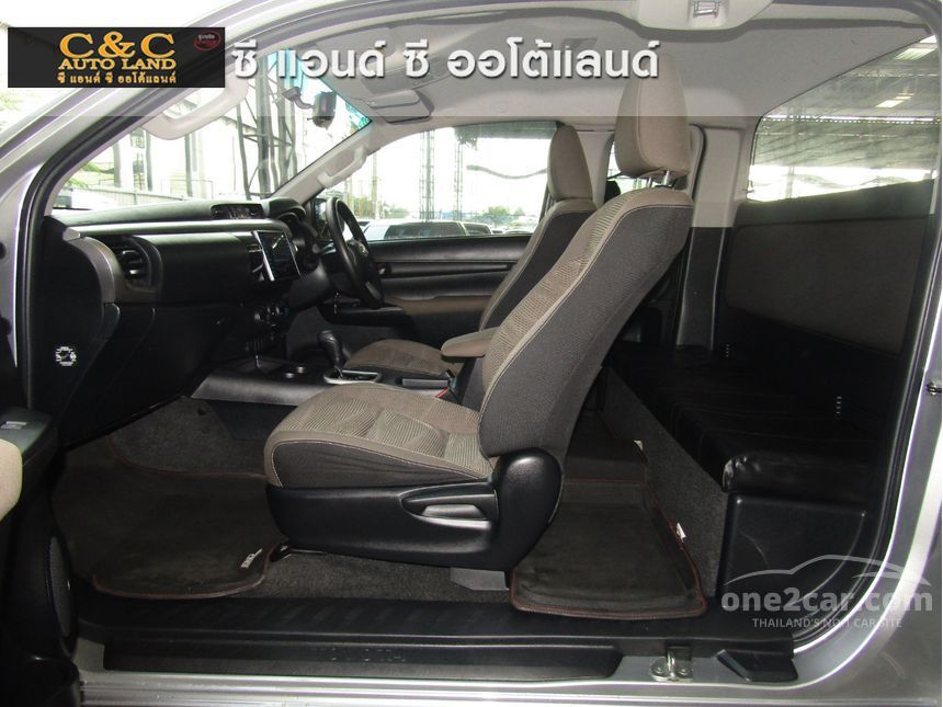 2015 Toyota Hilux Revo Prerunner E Pickup