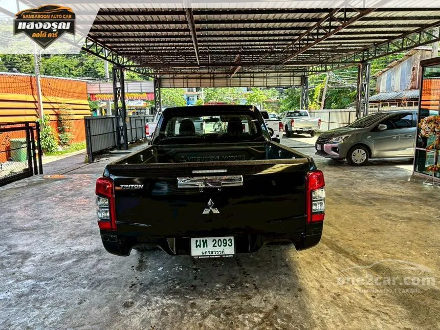 2020 Mitsubishi TRITON GLX Mega Cab Pickup