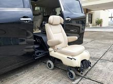 2017 Toyota Alphard 2.5 Welcab Km Antik