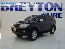 2009 Toyota Fortuner 3.0 (ปี 08-11) V 4WD SUV