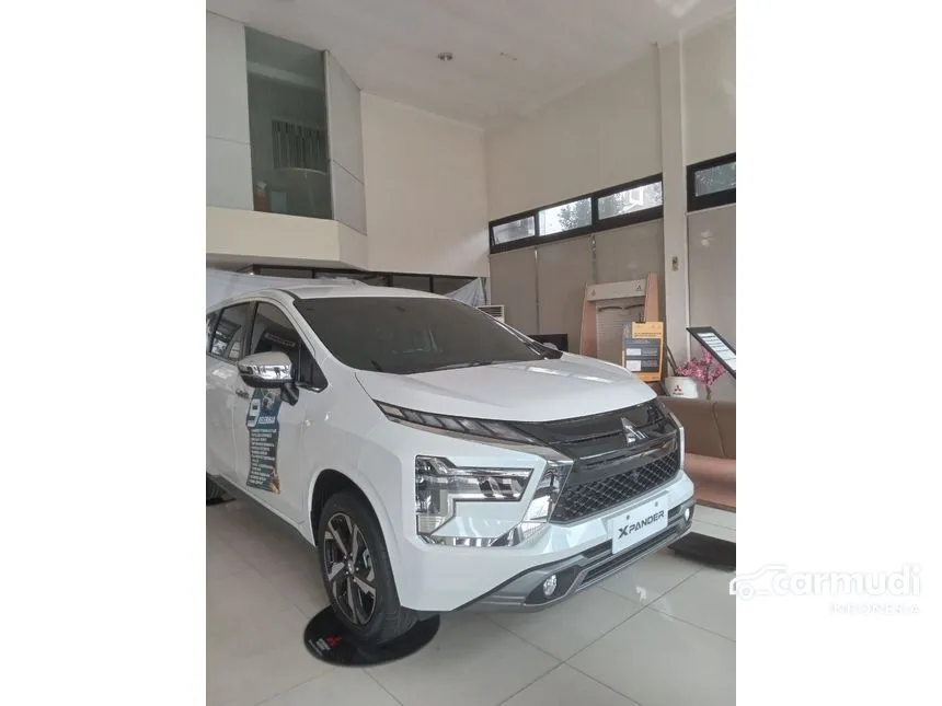 2024 Mitsubishi Xpander CROSS Premium Package Wagon