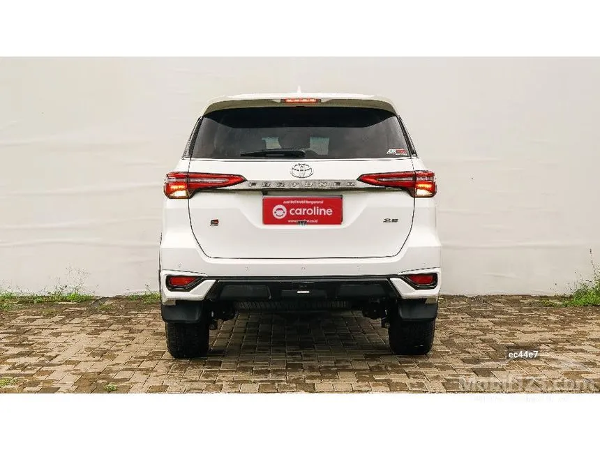 2024 Toyota Fortuner GR Sport 4X2 SUV