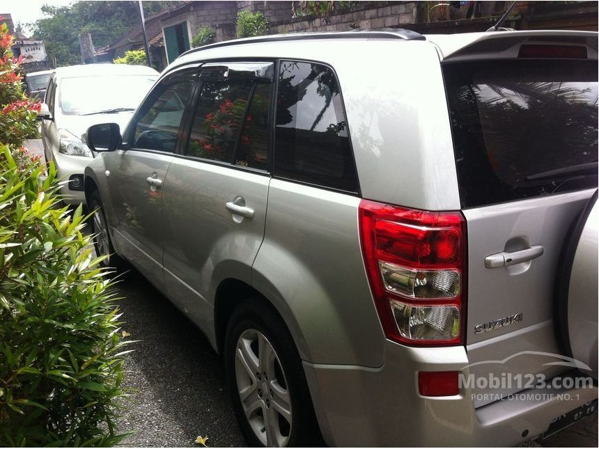 Jual Mobil  Suzuki  Grand  Vitara  2007 JLX 2 0 di Bali  Manual 