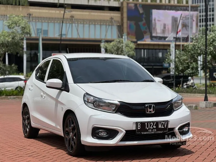 Jual Mobil Honda Brio 2019 Satya E 1.2 di Banten Automatic Hatchback Putih Rp 125.000.000