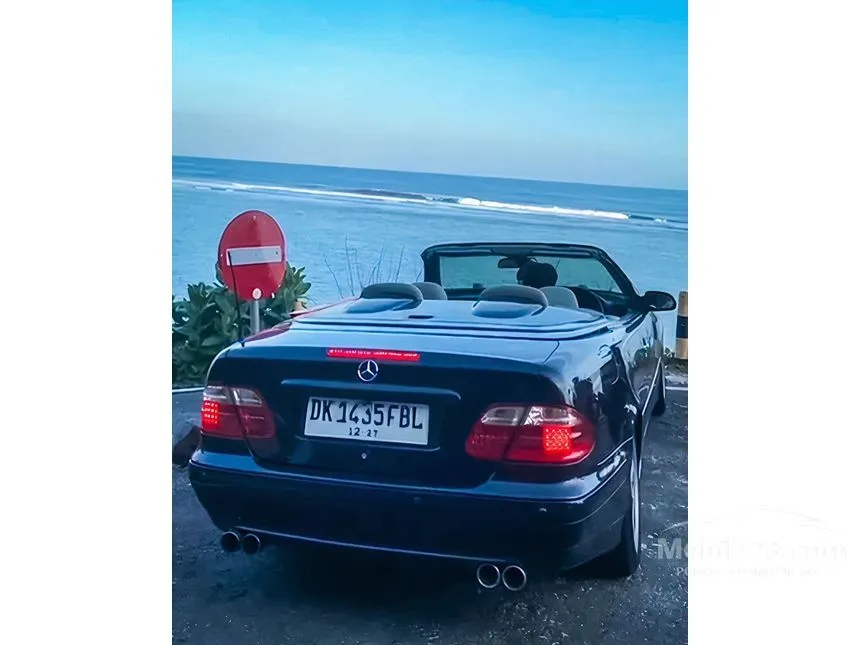 2000 Mercedes-Benz CLK230K Kompressor Coupe