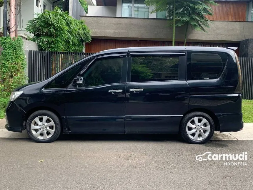 2013 Nissan Serena Panoramic MPV