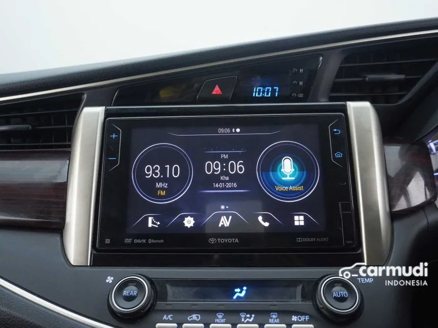 2018 Toyota Innova Venturer Wagon