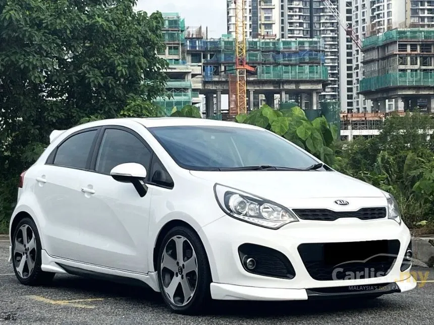 2015 Kia Rio SX Hatchback