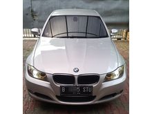 2009 BMW 320i E90 Executive