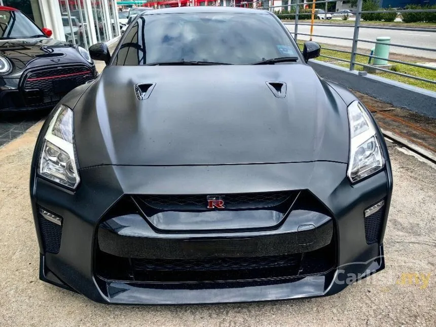 2014 Nissan GT-R Premium Edition Coupe