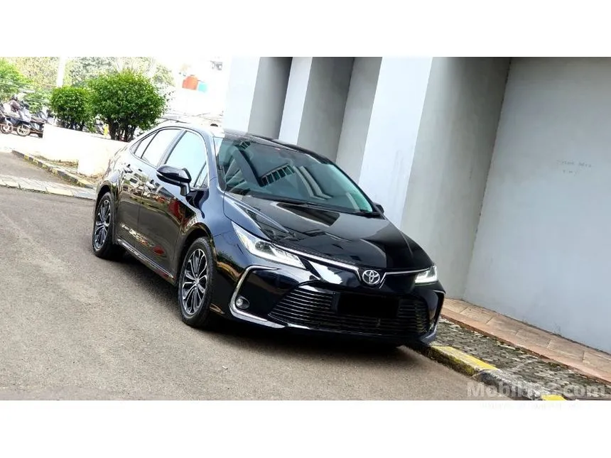 2023 Toyota Corolla Altis V Sedan
