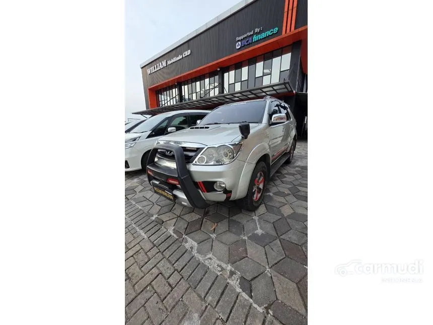 2010 Toyota Fortuner G SUV