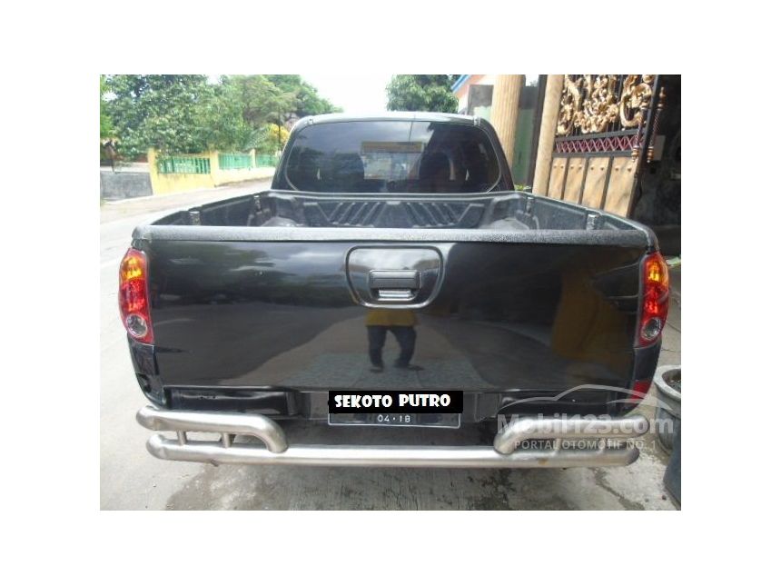 Jual Mobil Mitsubishi Strada Triton 2010 HD X 2 8 di Jawa 