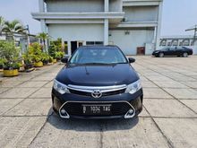 2017 Toyota Camry 2.5 V Sedan Black on Beige Pajak Full 2022 Mobil Rawatan Very Good Condition Cruise Control Bebas Banjir