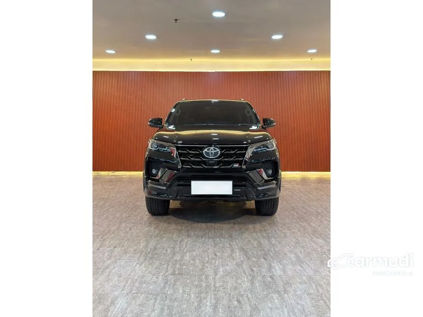 2024 Toyota Fortuner GR Sport 4X2 SUV