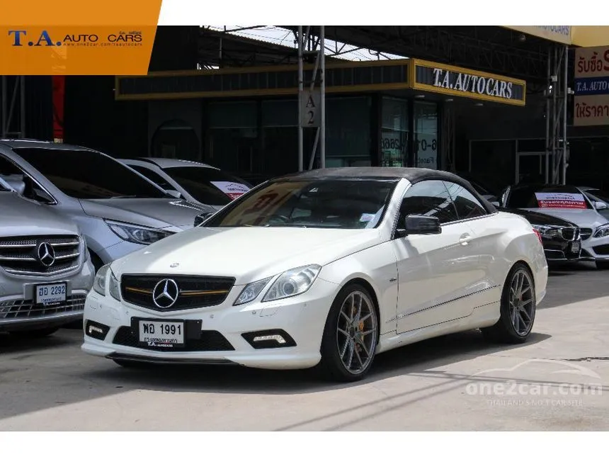 2010 Mercedes-Benz E250 Avantgarde BlueEFFICIENCY Convertible