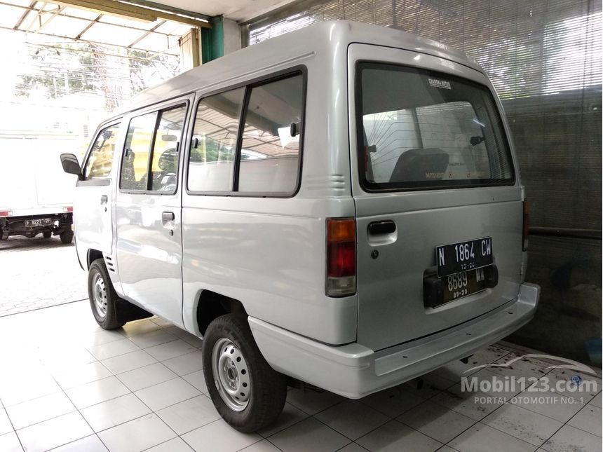 Jual Mobil Mitsubishi Colt T120SS 2005 1.5 di Jawa Timur Manual Van