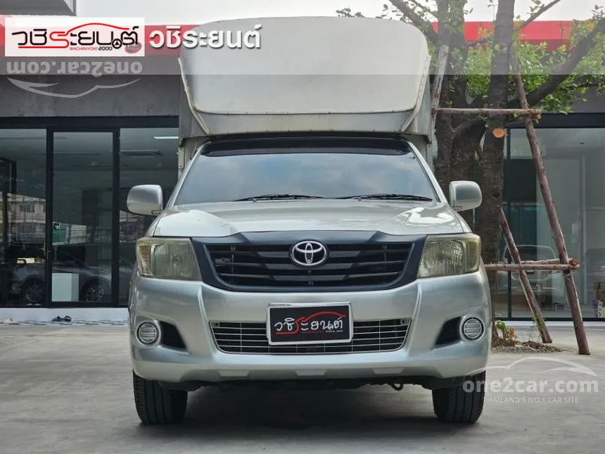 2013 Toyota Hilux Vigo CNG Pickup