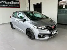 2018 Honda JAZZ 1.5 (ปี 14-22) V+ Hatchback