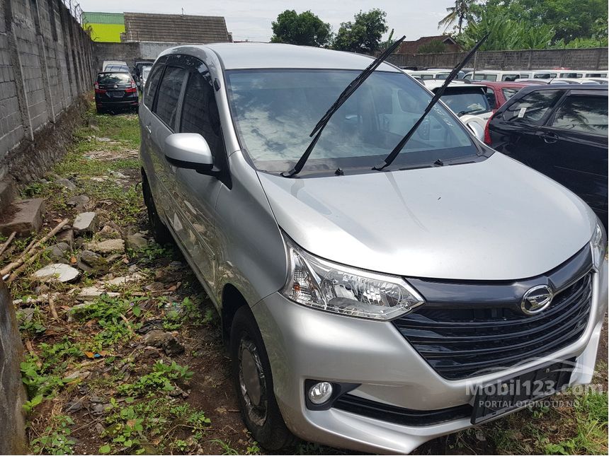 Jual Mobil  Daihatsu Xenia  2021 X X 1 3 di Yogyakarta  