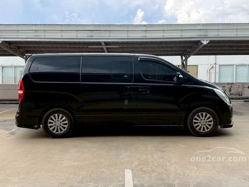 2017 Hyundai H-1 Deluxe Van