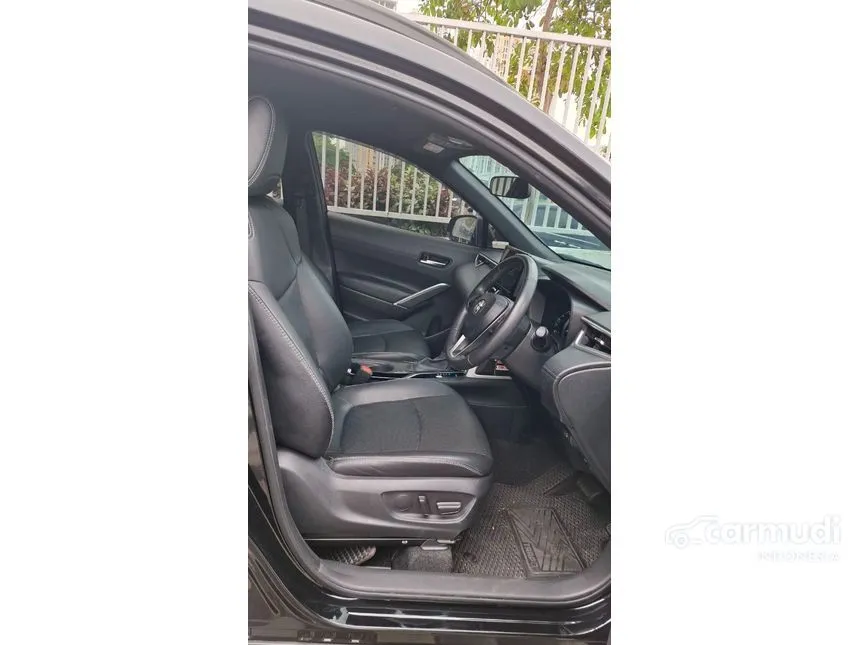 2022 Toyota Corolla Cross Hybrid SUV