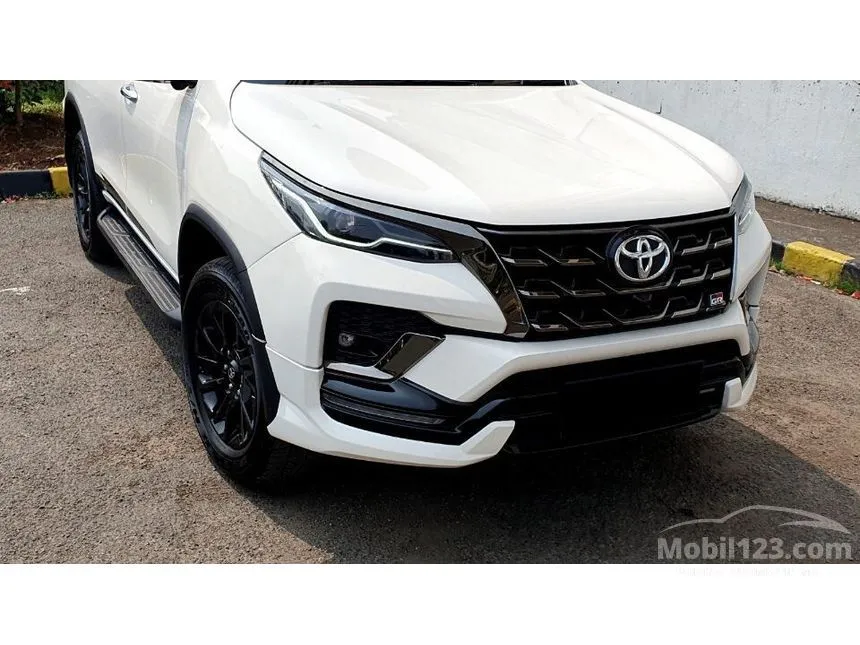 2023 Toyota Fortuner GR Sport SUV