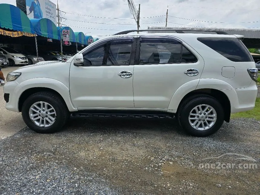 2014 Toyota FORTUNER V SUV