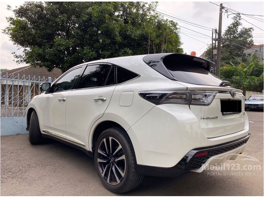 Toyota harrier xu60