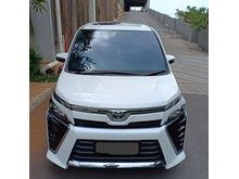 2019 Toyota Voxy 2.0 Wagon Like New