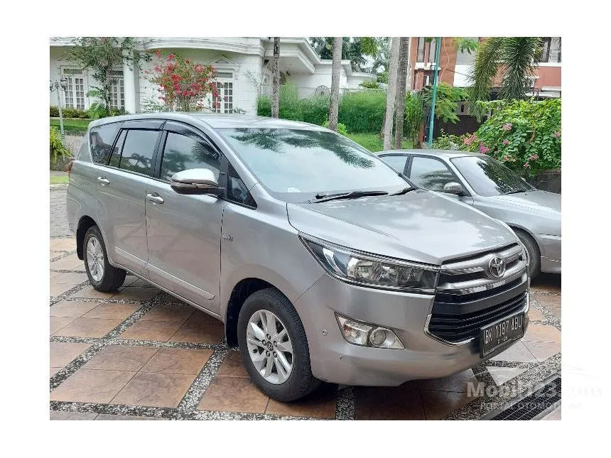 Jual Mobil Toyota Kijang Innova 2015 V 2.0 di Sumatera Utara Automatic MPV Silver Rp 233.000.000