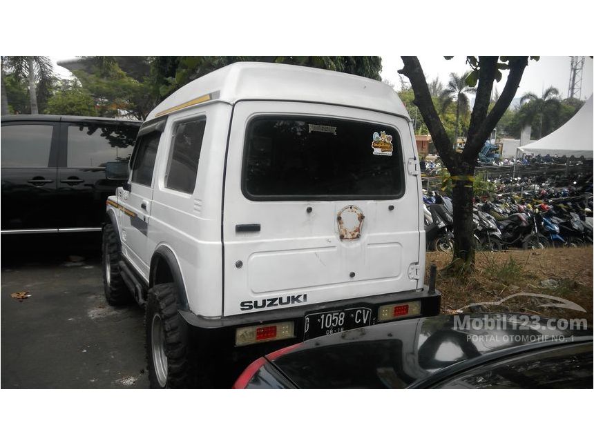 Jual Mobil  Suzuki  Katana  1994 GX 1 0 di DKI Jakarta Manual 