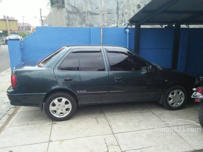 1994 Suzuki Esteem Sedan