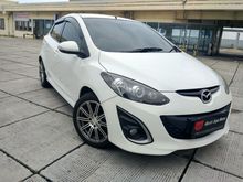 2013 Mazda 2 1.5 R AT Putih Paket Menarik