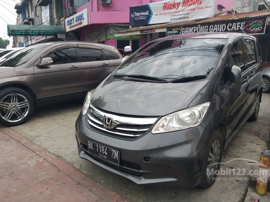 Jual Mobil  Honda  Freed  2012 E 1 5 di Sumatera Utara 