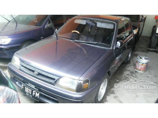 Toyota Starlet Mobil bekas dijual di Jawa-barat Indonesia 