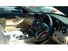 Mercedes-Benz C200 Interior Brown (Ready on Road)