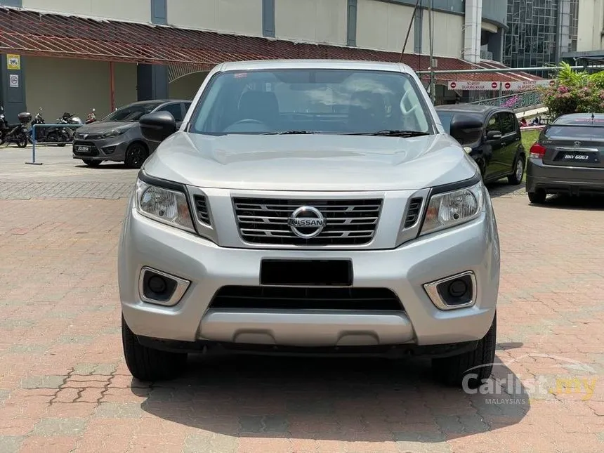 2019 Nissan Navara NP300 SE Dual Cab Pickup Truck