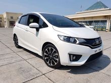 Honda Jazz RS CVT 2017 KM5rb Tgn Pertama Msh Garansi