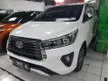 Jual Mobil Toyota Kijang Innova 2021 V 2.4 di Jawa Timur Automatic MPV Putih Rp 425.000.000