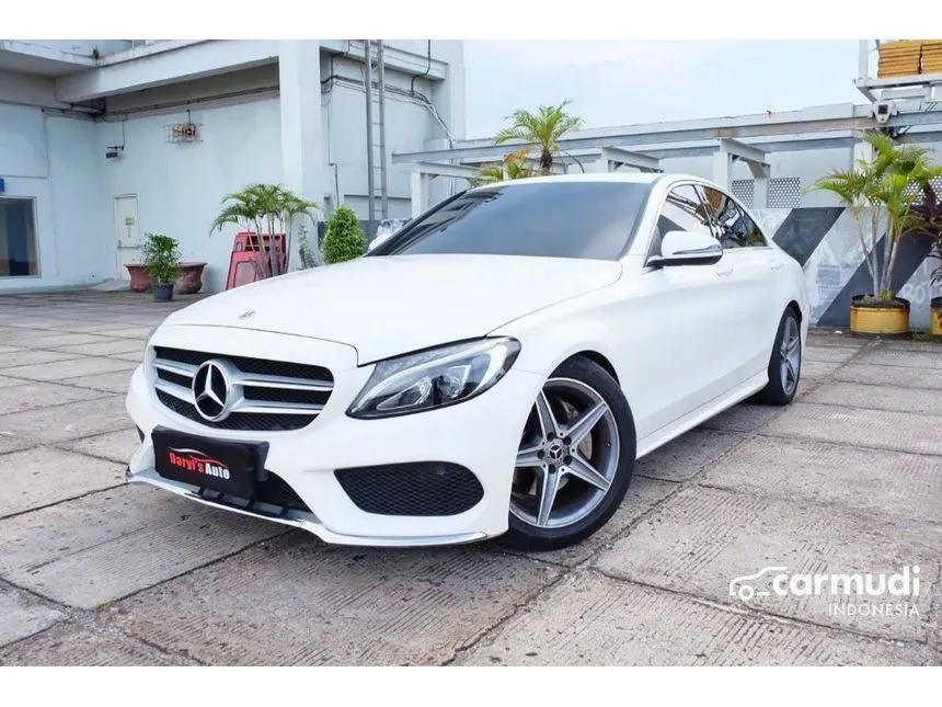 2018 Mercedes-Benz C200 AMG Line Sedan