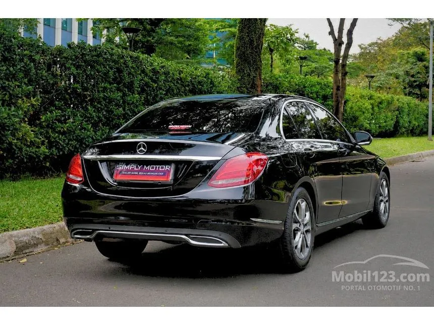 2014 Mercedes-Benz C200 Avantgarde CBU Sedan