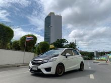 2015 Honda Jazz 1.5 (ปี 14-18) S i-VTEC Hatchback MT
