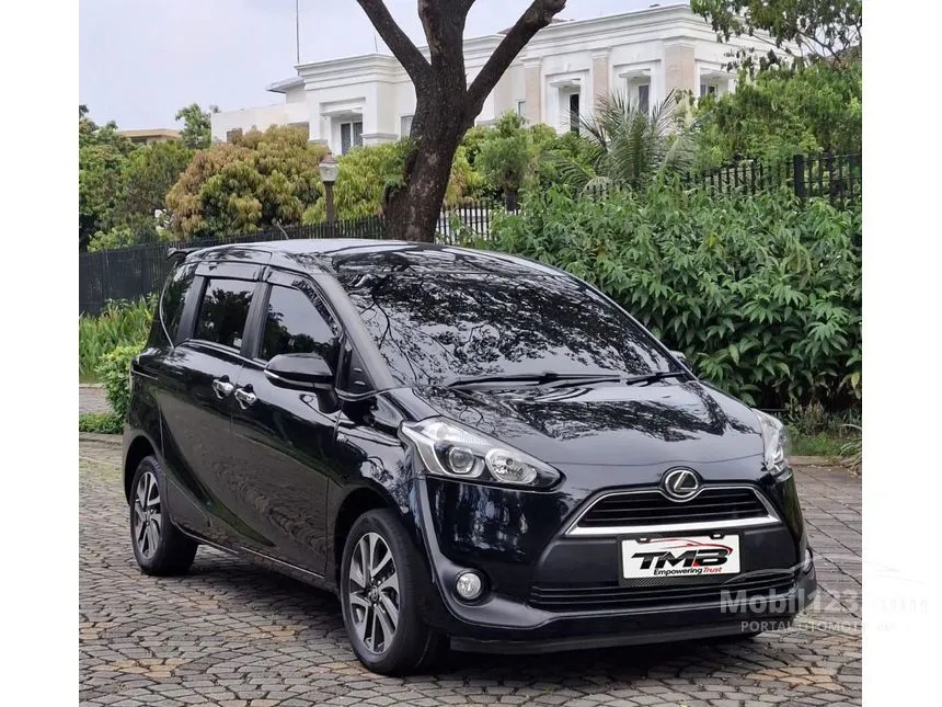 2018 Toyota Sienta V MPV