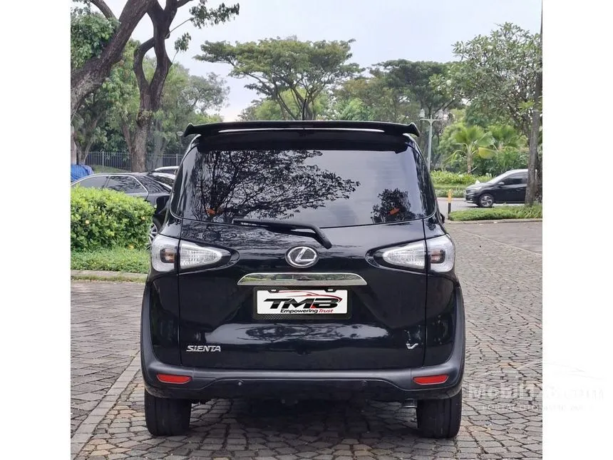 2018 Toyota Sienta V MPV