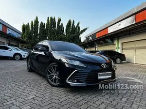 2022 Toyota Camry 2.5 V Sedan