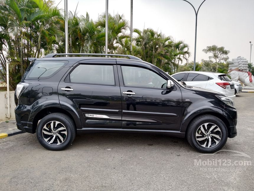 Toyota rush 2015
